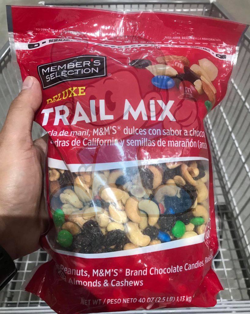 Members Selection Deluxe Trail Mix 40Oz. Groceries