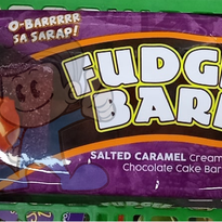 Fudgee Barr Salted Caramel Cream-Filled Chocolate Cake Bar (2 X 380 G) Groceries